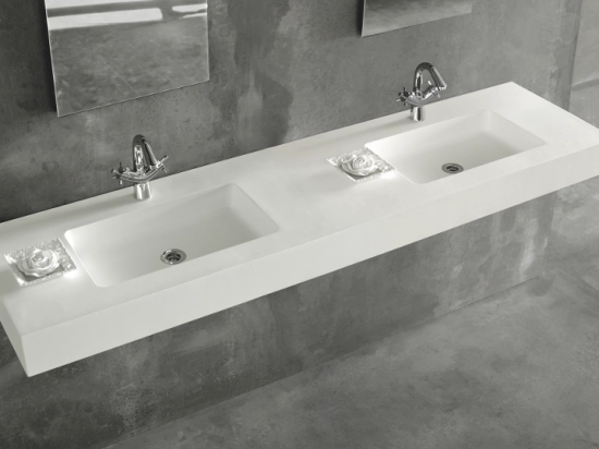 Plan vasque lavabo sur mesure : L 120 à 201 x P 40 à 51 cm, finition lisse mate, 10 couleurs au choix, Anti bactérien, résine Akrytan® teinté dans la masse, Livraison Offerte.